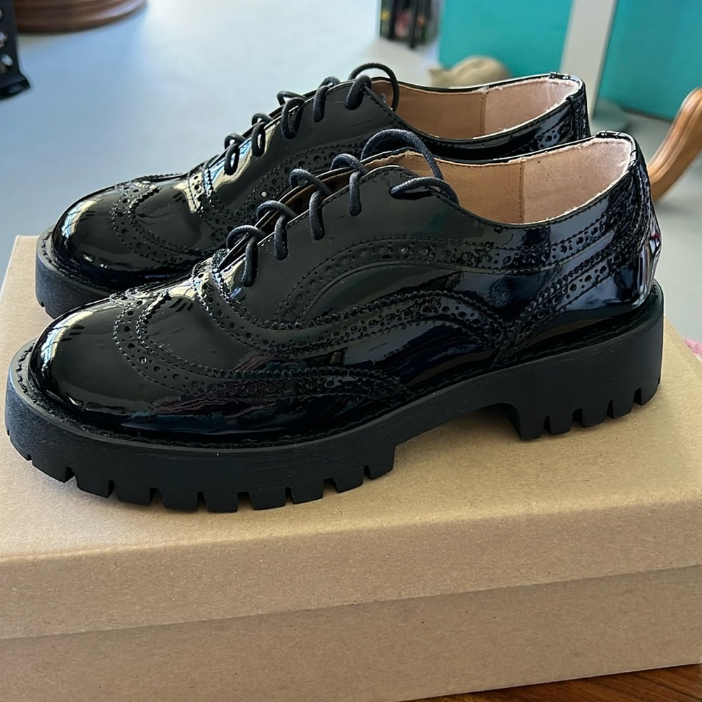 NEW Steve Madden Lance Black Patent Wingtip Oxford, 8